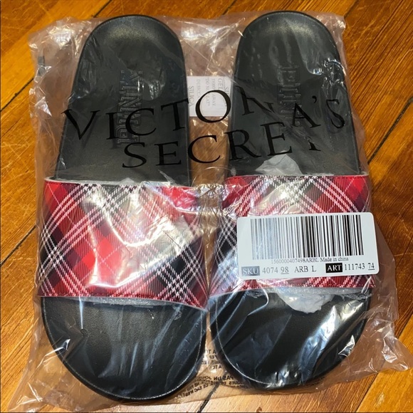 New VS PINK Holiday Red Plaid Slide Large - Picture 2 of 4